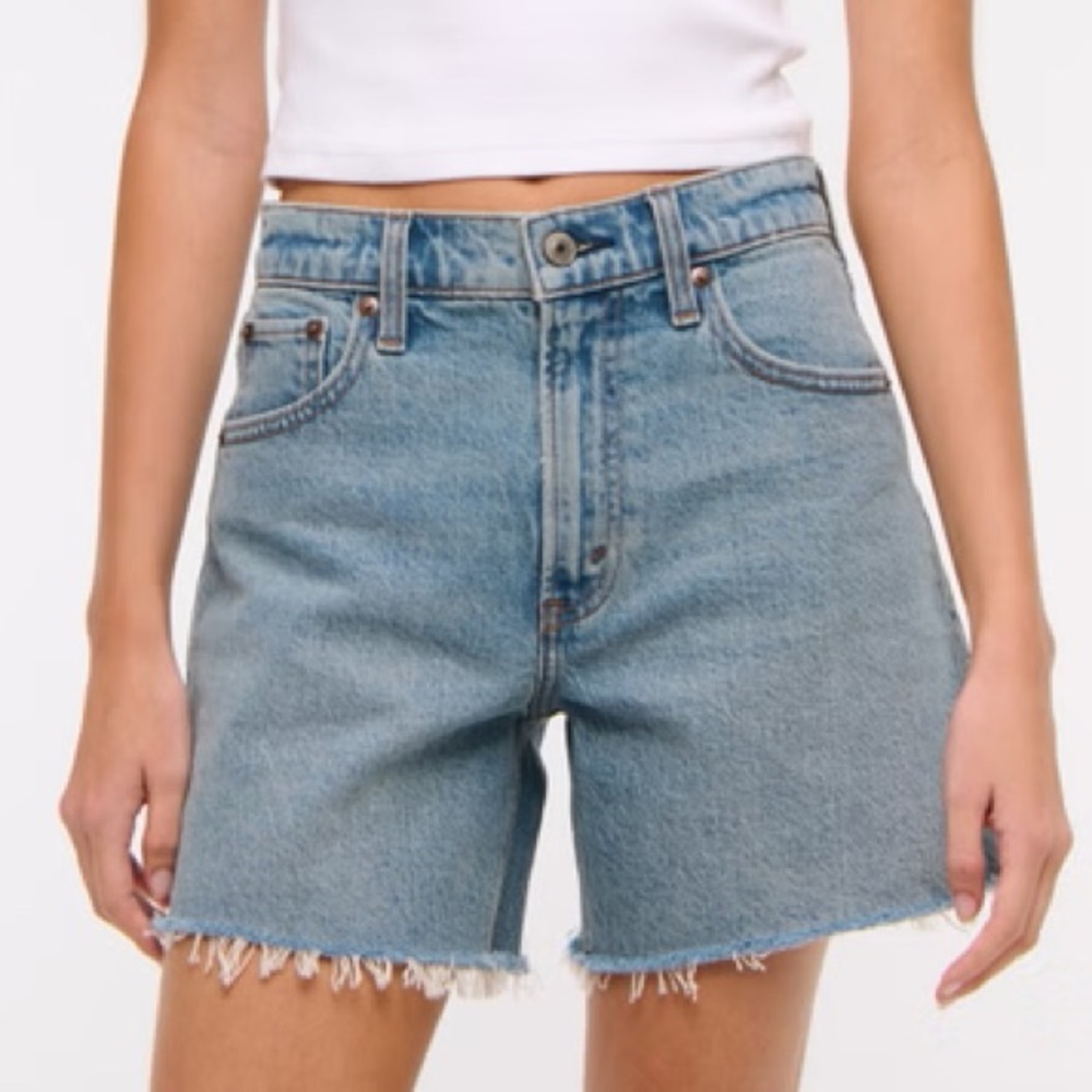 Abercrombie & Fitch High Rise Dad Shorts
